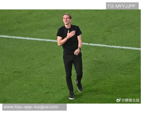 弗拉门戈球员齐声呼吁续约主帅费利佩路易斯续写夺冠传奇