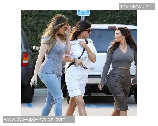 奥多姆谈卡戴珊魅力:真诚的眼神让我忆起母亲温暖 奥多姆谈卡戴珊魅力:真诚的眼神让我忆起母亲温暖